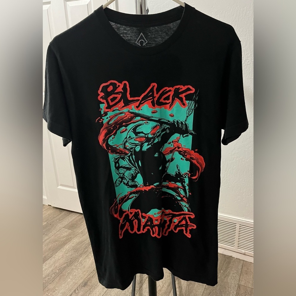Aquaman Black Manta Graphic Men’s T-Shirt size Medium